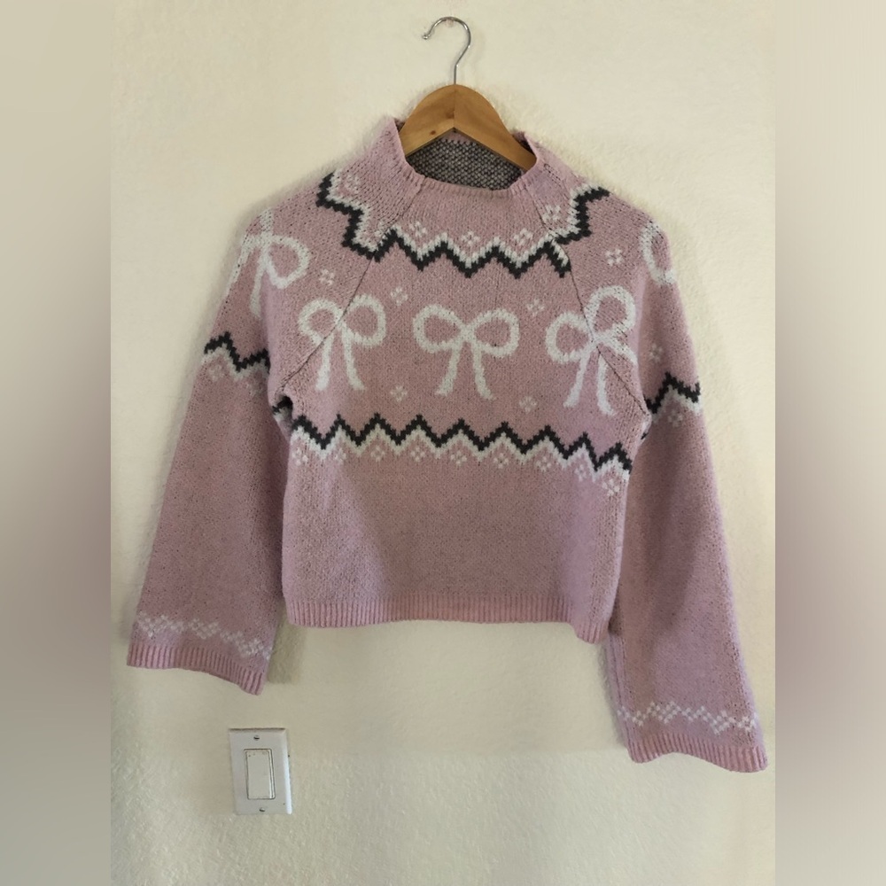 No Boundaries Sweater XS Pink Bow Fair Isle Mock Neck Raglan Pullover